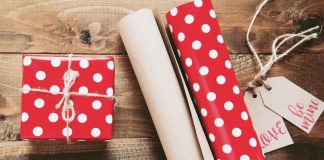 Tips-To-Wrapping-Paper-Storage-To-Control-Clutter-on-digitaldistributionhub